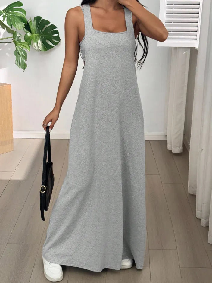 Liva | La Robe Maxi Effet Deux-Pièces à Découpes Structurales