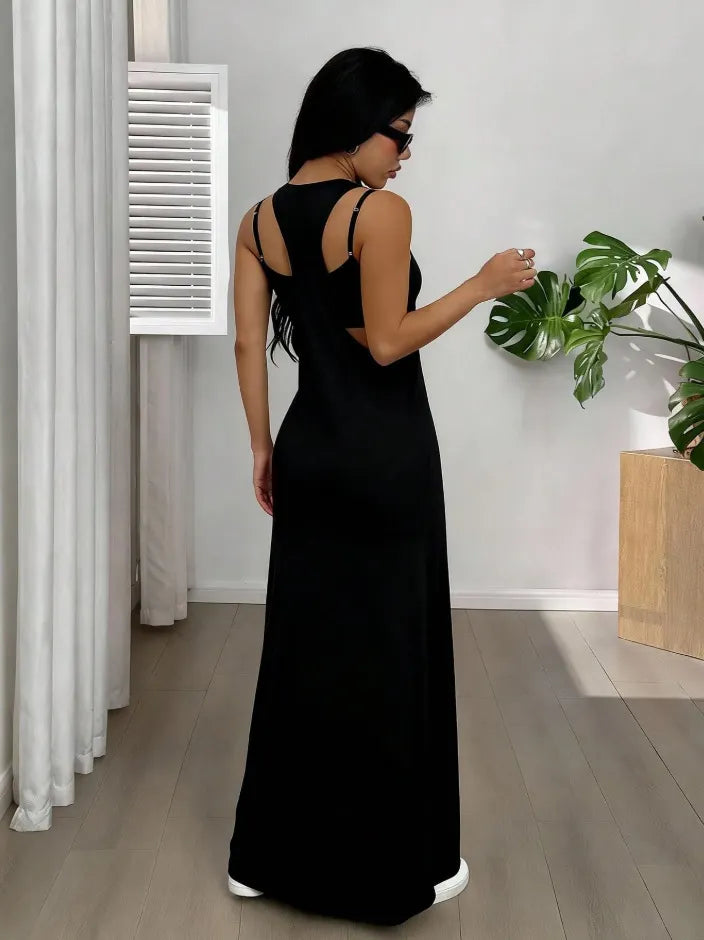 Liva | La Robe Maxi Effet Deux-Pièces à Découpes Structurales