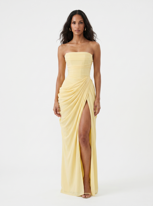 Sira | La Robe de Gala Asymétrique au Dos Corset Inédit